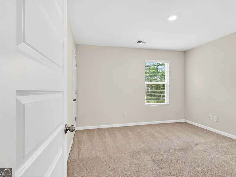 122 Silver Birch Pass — Photo 27