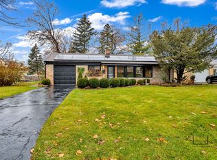 406 N Dryden Pl, Arlington Heights, IL