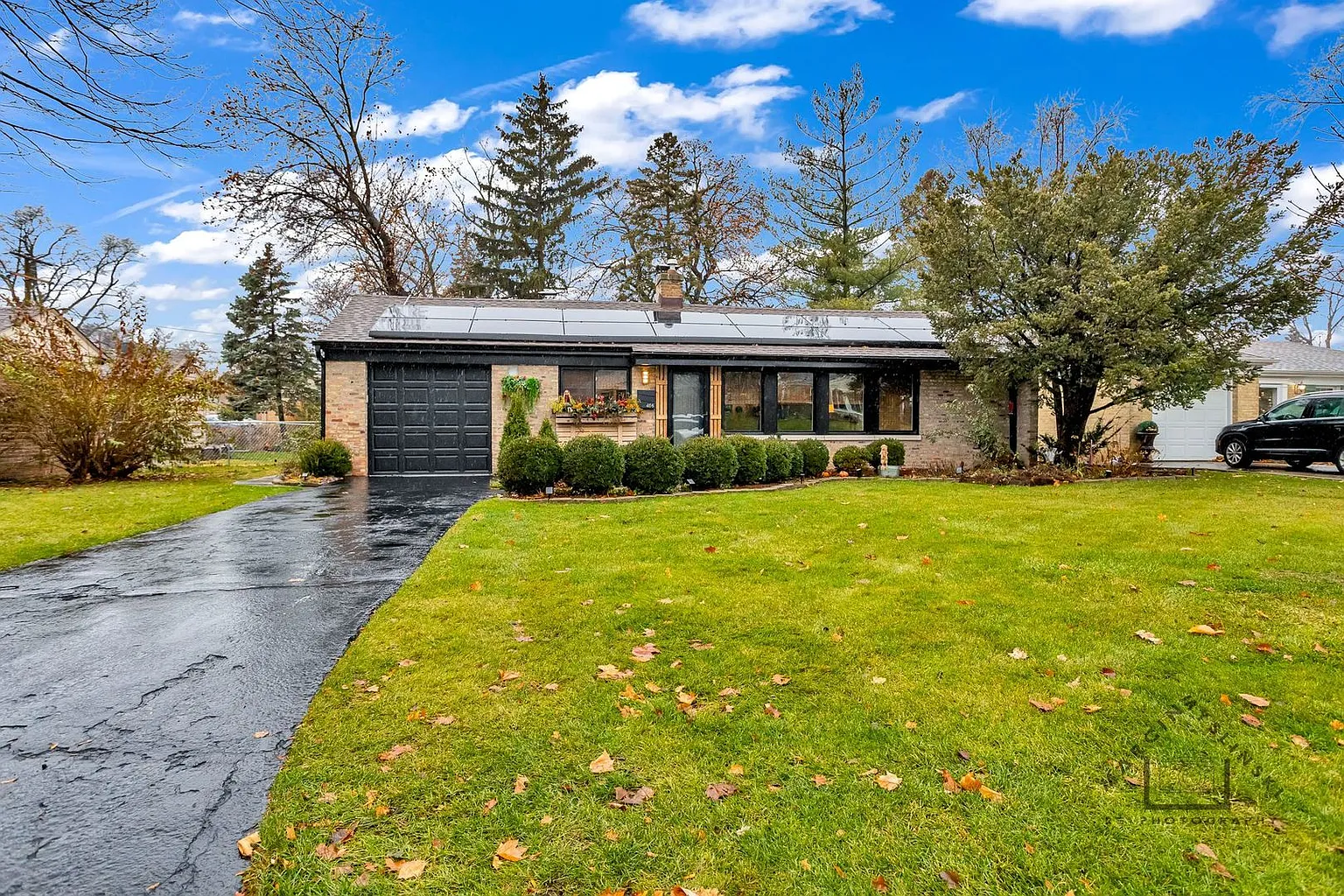 406 N Dryden Pl photo 1