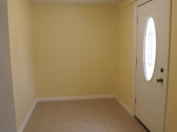 4th image of 821 E Little Creek Dr
