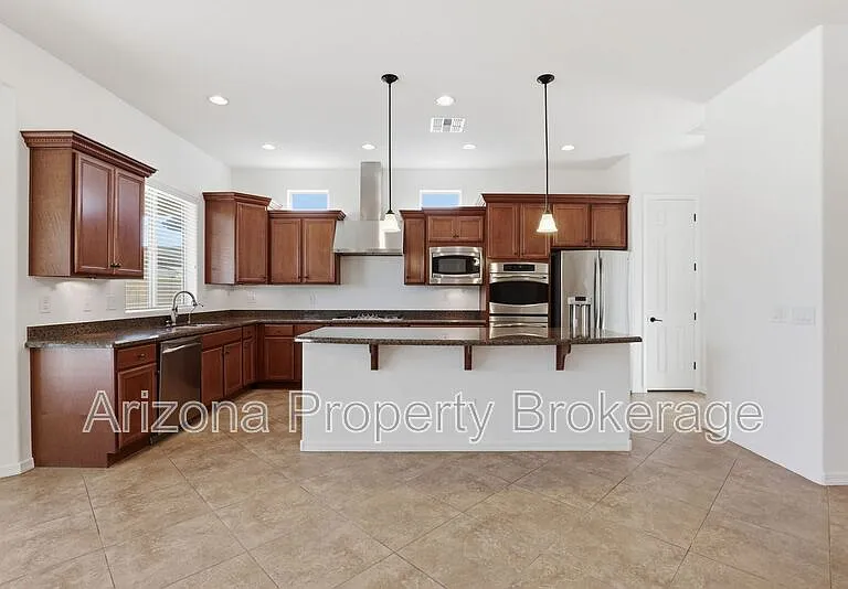 16192 W Berkeley Rd — Photo 10