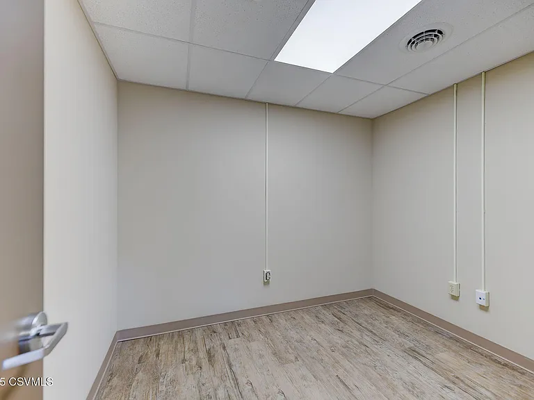 1401 N Market St — Photo 6