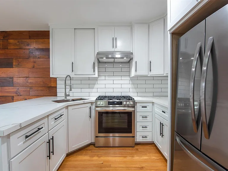 1459 Munger St — Photo 11