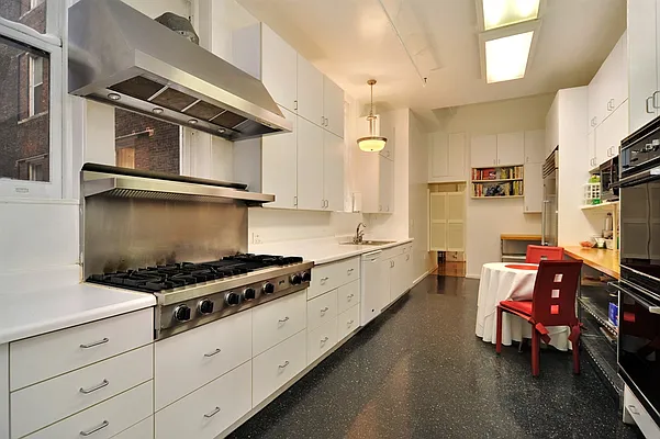 Sold by Corcoran | media 4