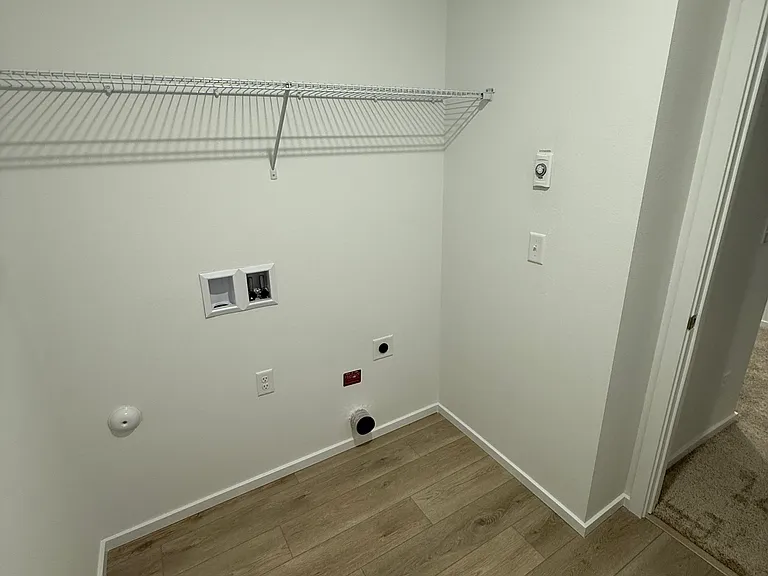 2711 N Broadwing Ln — Photo 15