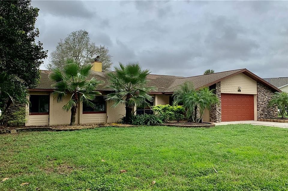 1st image of 33536 Picciola Dr