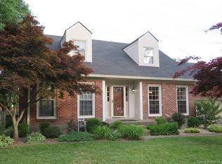 1812 Cliffwood Ct, New Albany, IN 47150