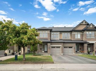 424 Cooks Mill Cres, Ottawa, ON K1V 2M9