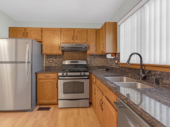 5th image of 2031 Windemere Cir