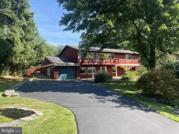 9825 Betteker Ln, Rockville, MD 20854