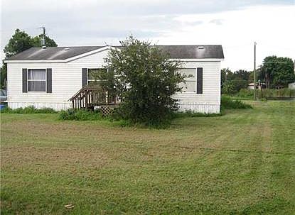 2nd image of 2713 Tropical Lake Dr