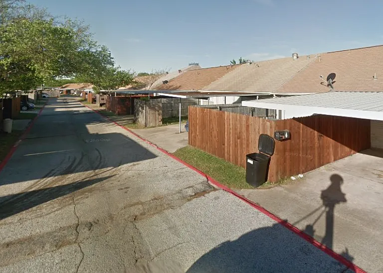 3 W Townhouse Ln — Photo 2