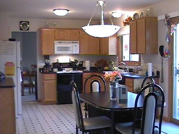 Kitchen with eating area