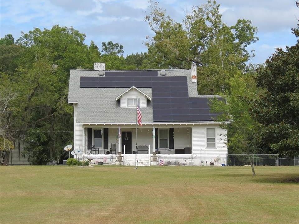 1st image of 203 Wildwood Dr