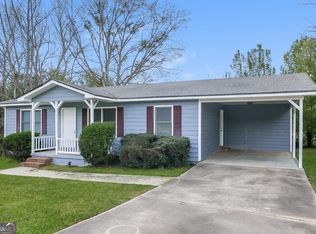 8 E King Rd, Hampton, GA 30228