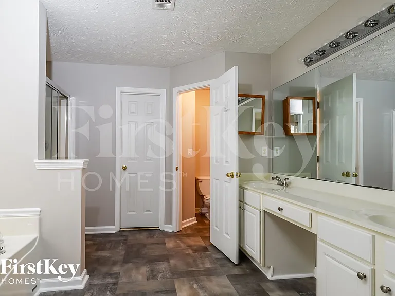 745 Somerset Vale Dr — Photo 7