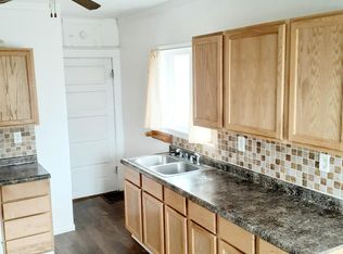 425 Pine St, Belding, MI 48809