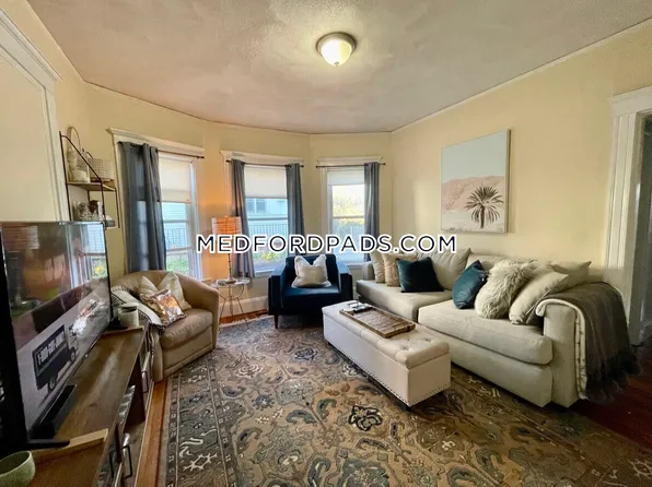 32 George St #1, Medford, MA 02155