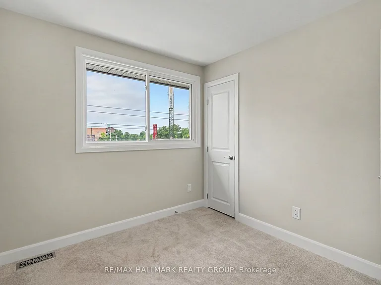 1202 Byron Ave #1 — Photo 17