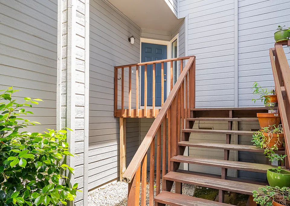 155 Montebello Dr