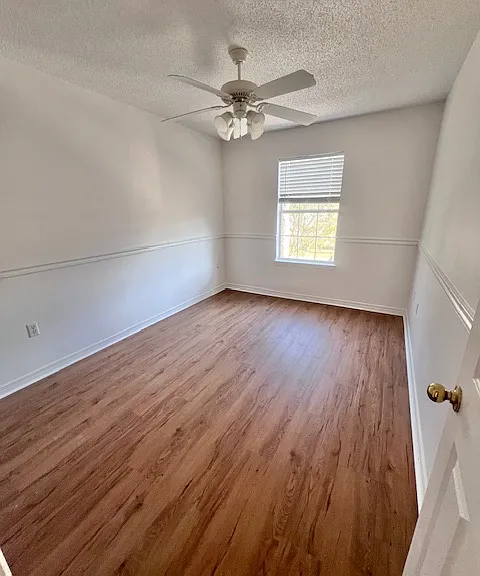 271 Twin Lakes Ln — Photo 25