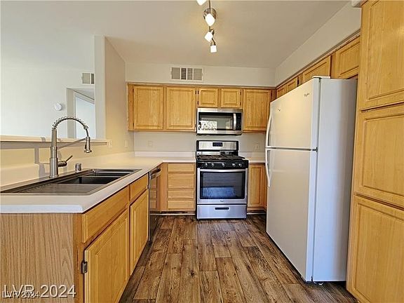 3rd image of 5710 E Tropicana Ave Unit 2012