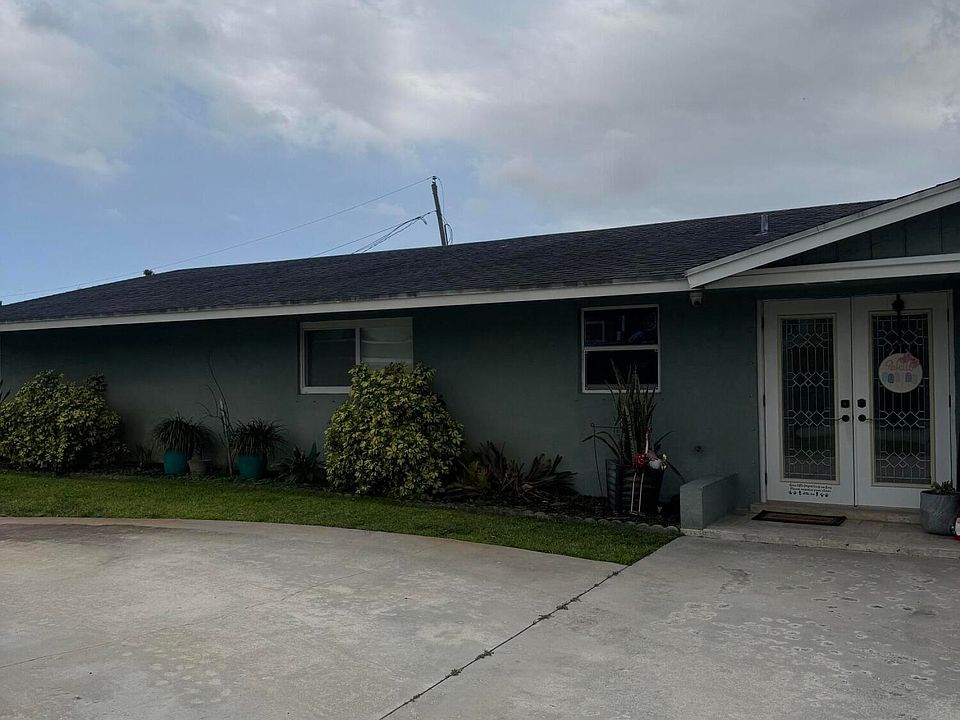 1st image of 3120 Emerald Lane