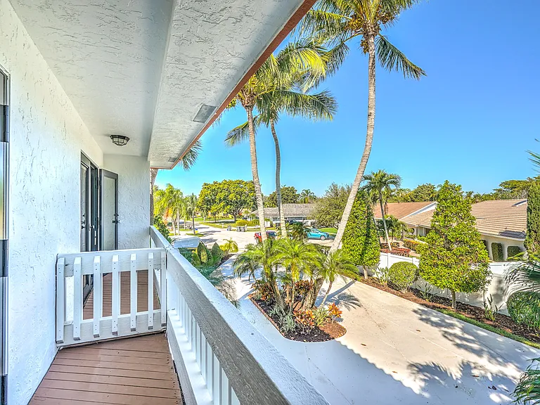 5730 Vista Linda Ln — Photo 31