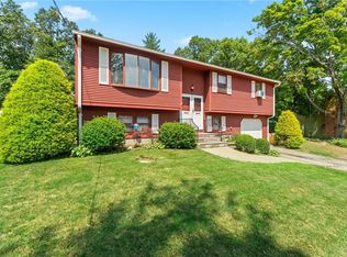 22 Centennial St, Coventry, RI 02816