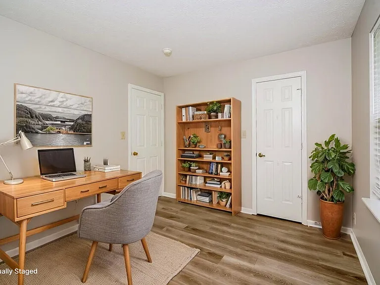 1215 Paul Dr — Photo 15