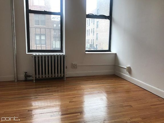 5th image of 214 E 82nd St APT 10
