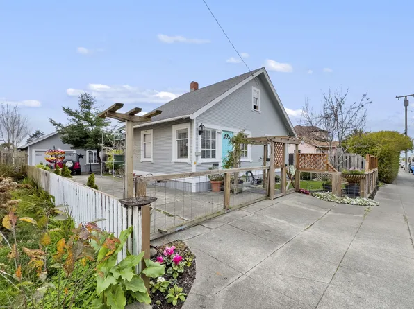2236 California St, Eureka, CA 95501
