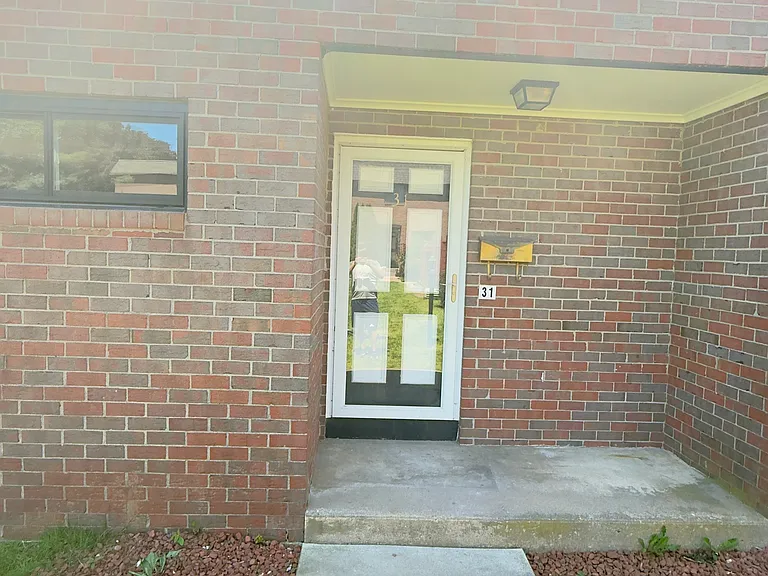 31 Sharon Ln #31 — Photo 2