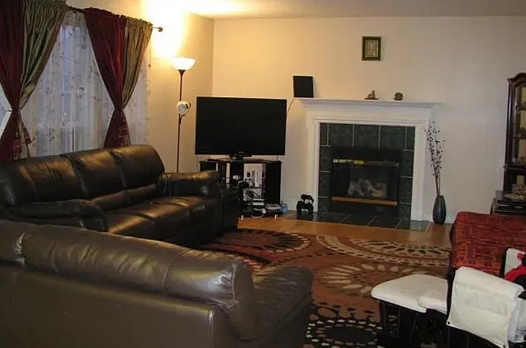 3507 King Edward Way — Photo 6