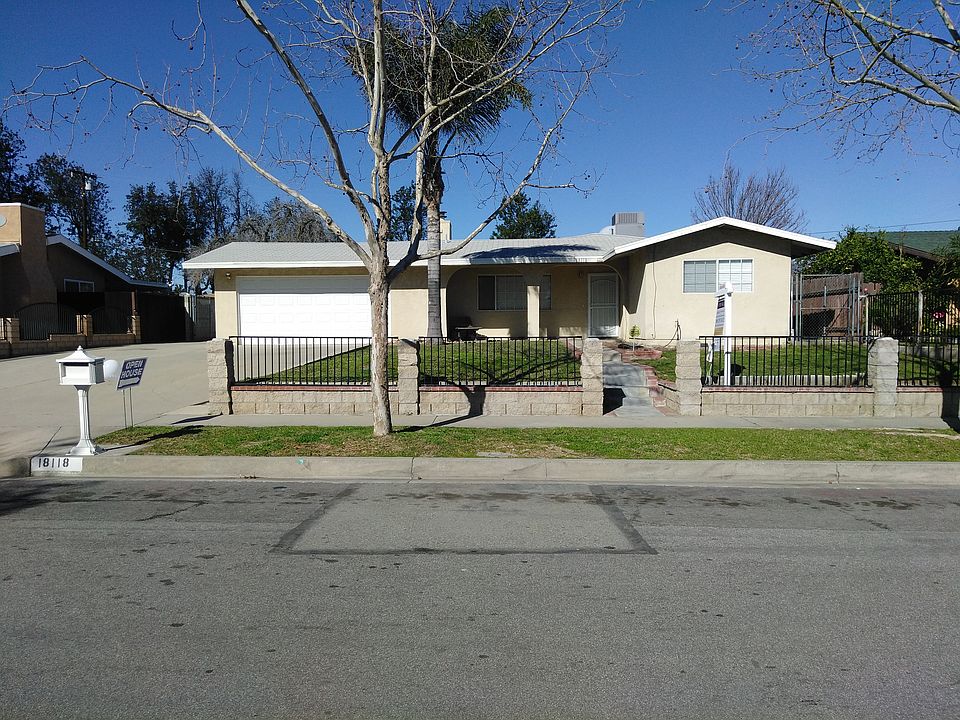 1st image of 18118 Fairview Dr