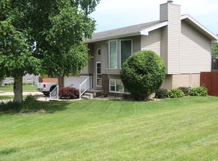 12822 Laurel Ave, Omaha, NE 68164