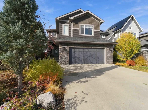 1420 161st St SW, Edmonton, AB T6W 3P4