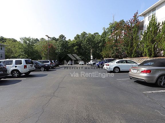 2nd image of 929 Morreene Rd APT C35