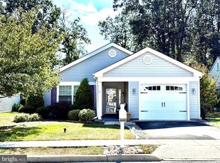 45 New Castle Dr, Southampton, NJ
