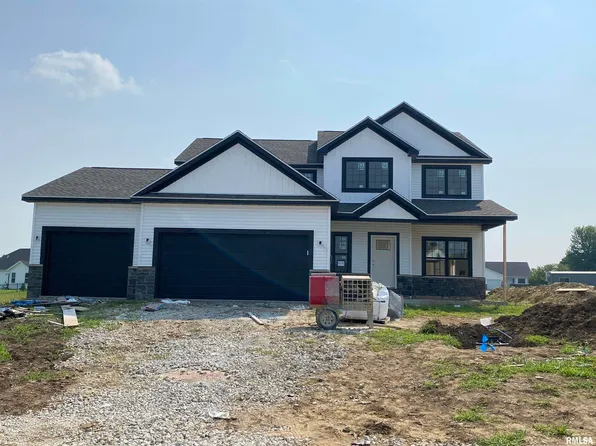 1204 Monday Ct, Chatham, IL 62629