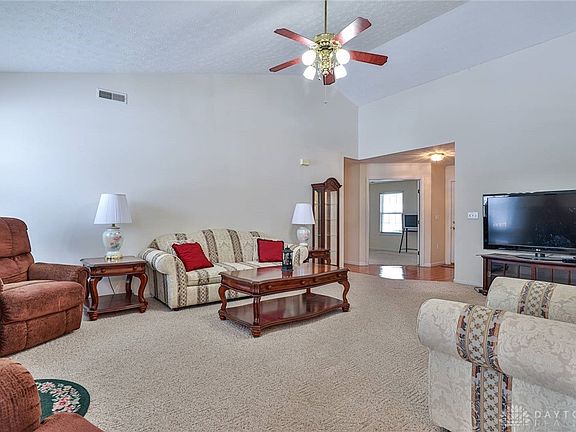 4th image of 2710 Greystoke Dr