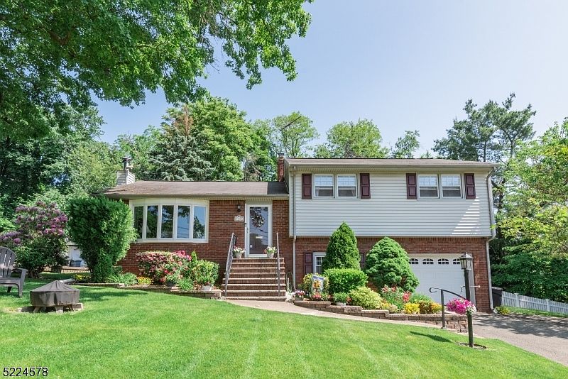 31 Serafin Pl, Glen Rock, NJ 07452 | Zillow