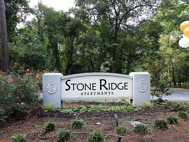 Stone Ridge Apartments — Photo 14
