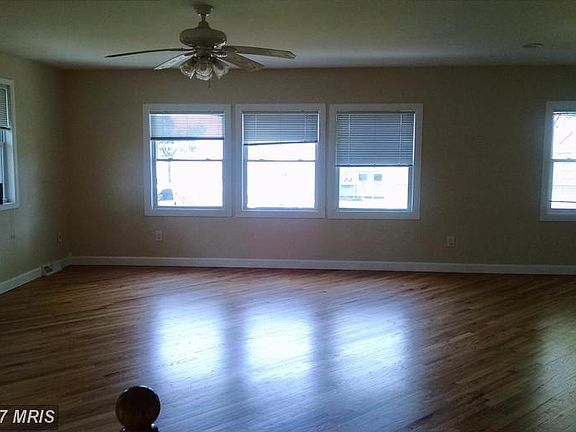 5th image of 101 Baltimore Dr