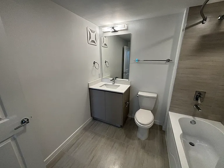5592 Pga Blvd #107 — Photo 14