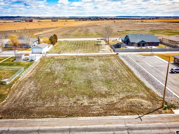 522 N Road 11, Worland, WY 82401
