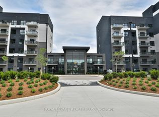 102 Grovewood Cmn #306, Oakville, ON L6H 0X2