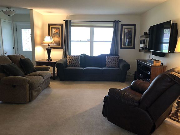 5th image of 2300 W Village Dr