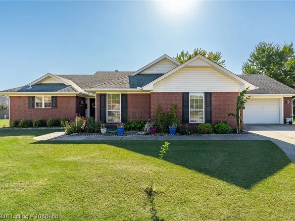 715 Woodkirk Cir, Alma, AR 72921