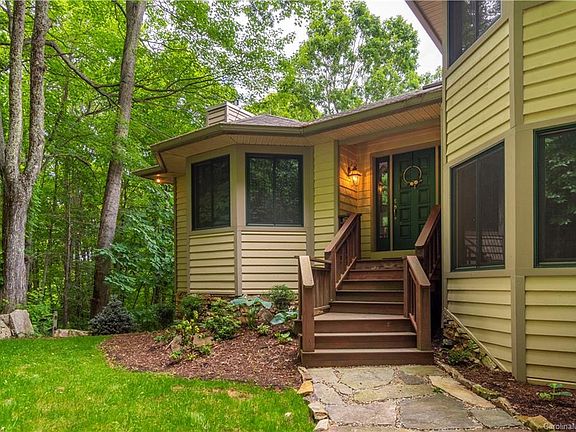 2nd image of 62 Fortune View Dr #228